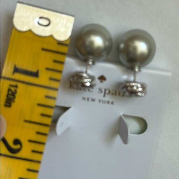 Kate Spade faux pearl stud earrings - Picture 5 of 7